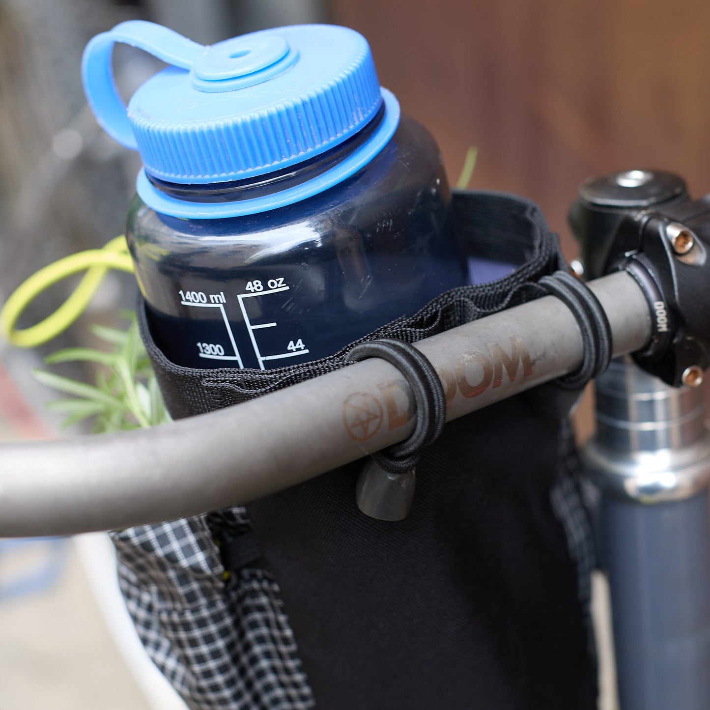 MONSTERMUNCH Feed Pouch